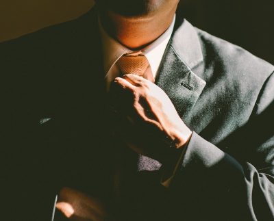 ¿Qué hace un ingeniero comercial en una empresa de retail?