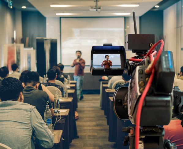 Alfabetización mediática: cómo y porqué introducirla en el aula