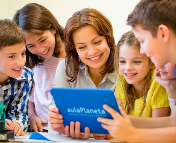El Grupo Planeta ofrece educación online gratuita a los escolares durante el cierre de los colegios a través de su plataforma aulaPlaneta
