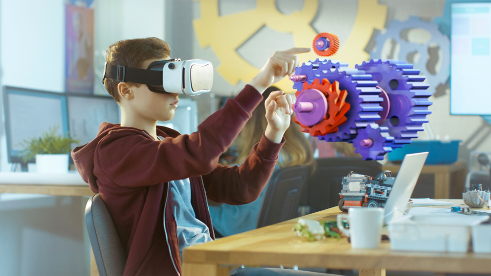Realidad Virtual para una educación real: beneficios y consideraciones de la RV en el aula