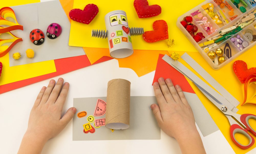 10 beneficios de las manualidades para los niños