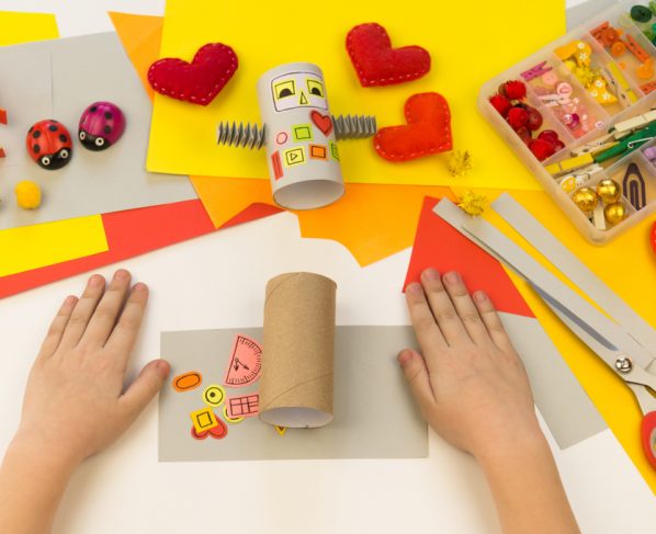 10 beneficios de las manualidades para los niños